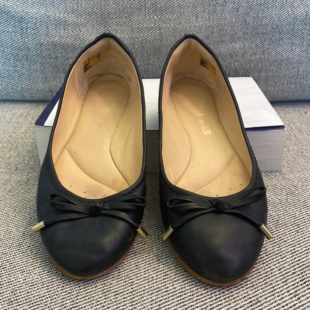 Black Ballet Flat with Bow